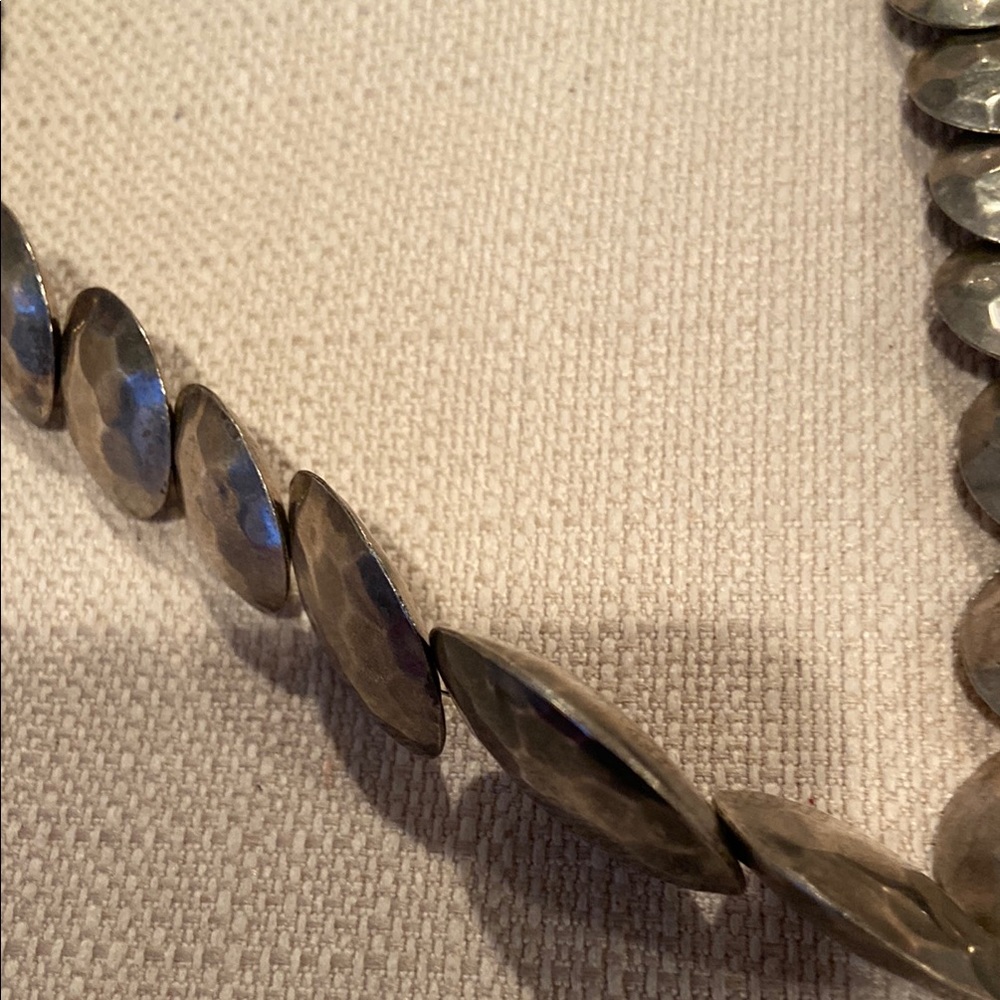 Elegant Silver Vintage Beaded Necklace - Picture 10 of 13